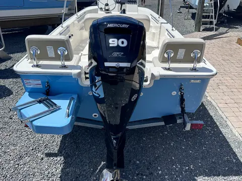 2026 Boston Whaler 170 Montauk, photo 1 in Marathon, FL