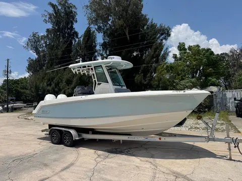 2026 Boston Whaler 250 Outrage, photo 1 in Cocoa, FL