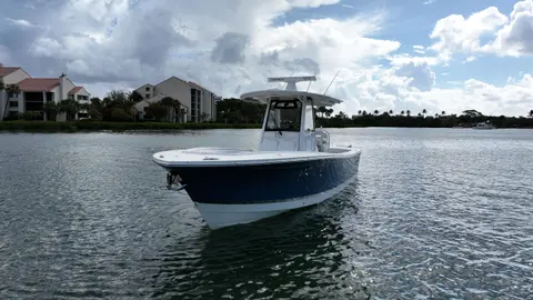 2020 Regulator 31, photo 1 in Jupiter, FL