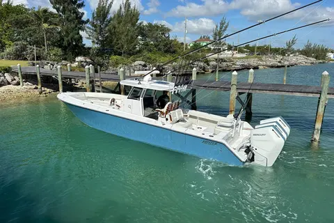 2024 Jupiter 38, photo 1 in Hypoluxo, FL
