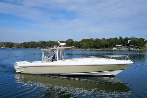 1999 Intrepid 366, photo 1 in Fort Walton Beach, FL