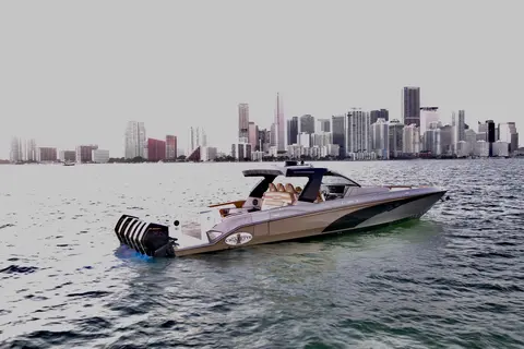 2026 Cigarette 52' Thunder, photo 1 in Key Biscayne, FL