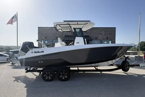 2025 Wellcraft 243 Fisherman, photo 1 in St Petersburg, FL