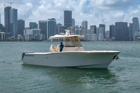 2017 Grady-White Canyon 306, photo 1 in Miami, FL