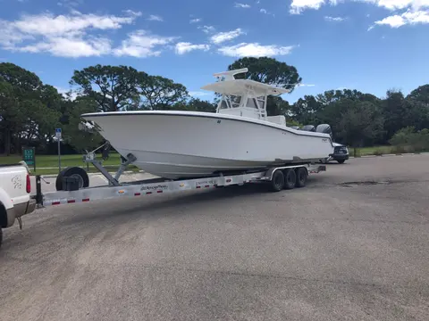 2011 Invincible 36 CC, photo 1 in Tampa, FL