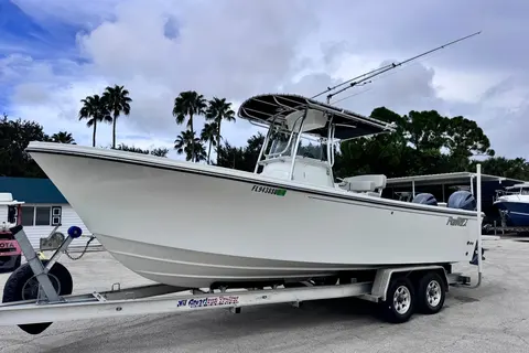 2021 Parker 2501 Center Console, photo 1 in Stuart, FL
