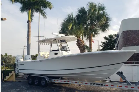 2022 Regulator 34 Center Console, photo 1 in Lighthouse Point, FL