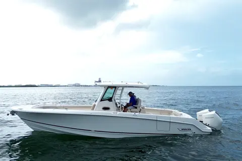 2021 Boston Whaler 330 Outrage, photo 1 in Key Biscayne, FL
