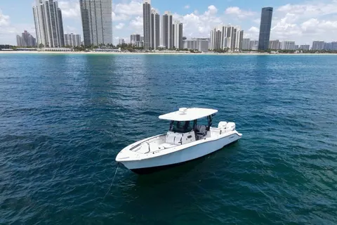 2023 Crevalle 33 CSF, photo 1 in Fort Lauderdale, FL