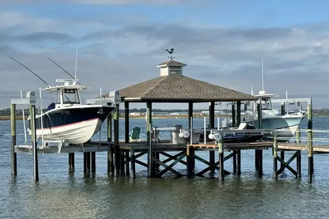 2022 Regulator 34, photo 1 in St Augustine, FL