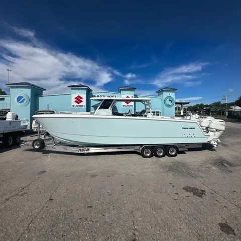 2025 Twin Vee 400 GFX2 CC, photo 1 in Stuart, FL