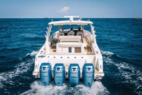 2017 Boston Whaler 42 OUTRAGE, photo 1 in Fort Lauderdale, FL