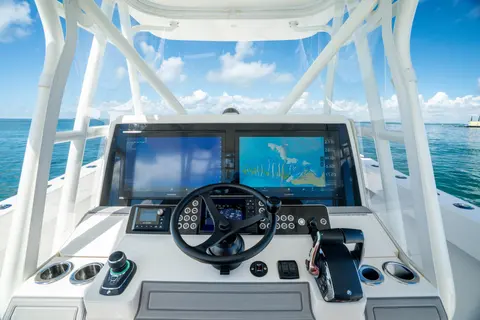 2025 SeaVee 400Z, photo 1 in Coral Gables, FL