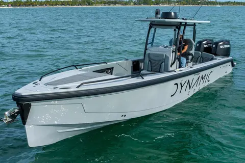 2023 Dynamic D-305V, photo 1 in Miami, FL