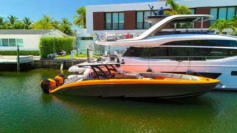 2022 Midnight Express 43 Open, photo 1 in Miami, FL