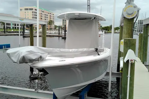 2026 Sea Hunt Ultra 245SE, photo 1 in Punta Gorda, FL