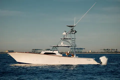 2023 Front Runner 47 Center Console, photo 1 in Key Largo, FL