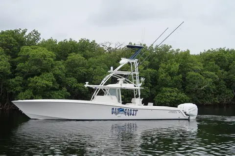 2016 Invincible 42 Open Fisherman, photo 1 in Coral Gables, FL