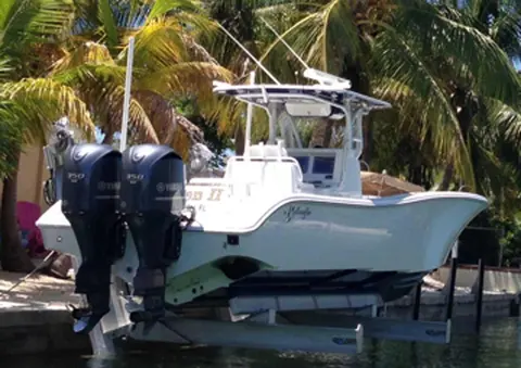 2010 Yellowfin Center Console, photo 1 in Key Largo, FL