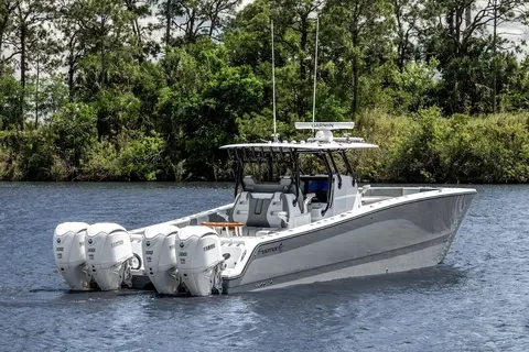 2025 Freeman 38, photo 1 in Fort Lauderdale, FL