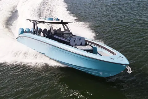 2024 Midnight Express 43 Solstice, photo 1 in Miami Beach, FL