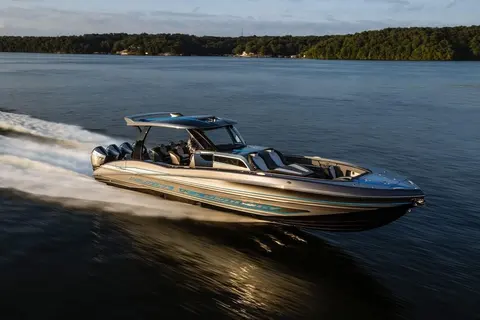 2026 MTI 422V, photo 1 in Miami, FL