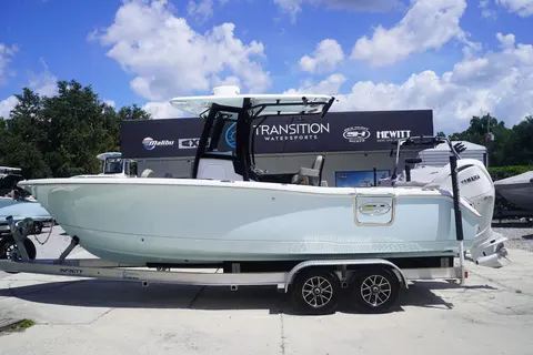 2026 Sea Hunt Ultra 255SE, photo 1 in Ocklawaha, FL