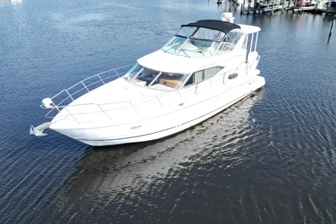 2002 Cruisers Yachts 4450 Express Motoryacht, photo 1 in Fort Myers, FL