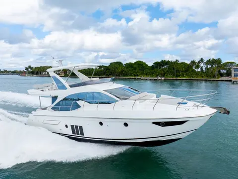2017 Azimut 50 fly, photo 1 in Miami, FL