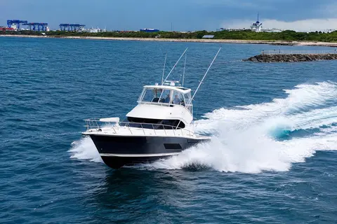 2011 Riviera 43 Open Flybridge, photo 1 in Fort Lauderdale, FL
