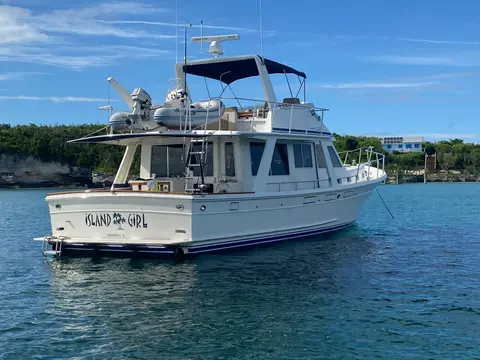 1997 Offshore Yachts Sedan, photo 1 in Palm Beach Gardens, FL