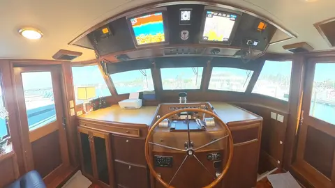 1982 Hatteras 65 Long Range Cruiser, photo 1 in Key Biscayne, FL