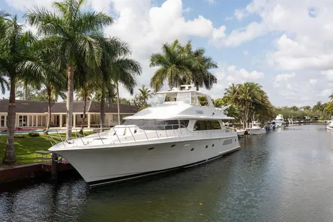 2004 Cheoy Lee 84 Bravo Flybridge, photo 1 in Coral Gables, FL