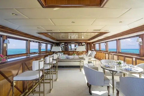 2000 Broward Raised Pilothouse, photo 1 in Boca Raton, FL