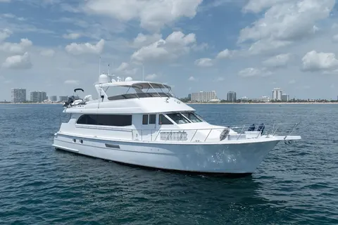 2000 Hatteras 75 Sport Deck Motor Yacht, photo 1 in Fort Lauderdale, FL