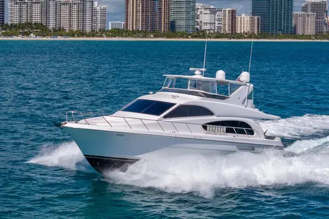2009 Hatteras 64 Motor Yacht, photo 1 in North Miami, FL
