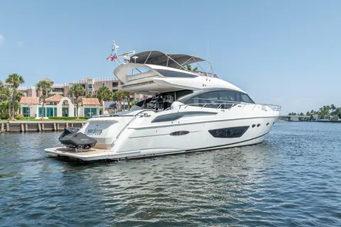 2015 Princess S72, photo 1 in Miami Beach, FL