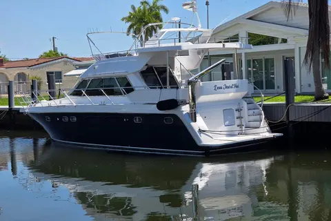 2001 Horizon Sundeck, photo 1 in Dania Beach, FL
