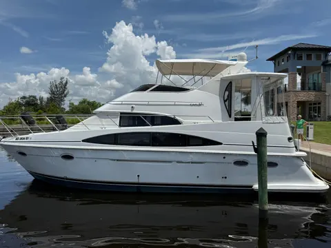 2001 Carver 396 Motor Yacht, photo 1 in Fort Myers, FL