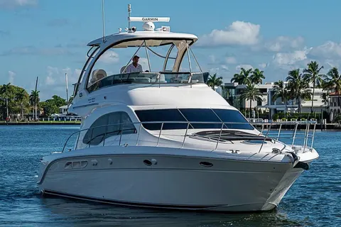 2010 Sea Ray 520 Sedan Bridge, photo 1 in Fort Lauderdale, FL