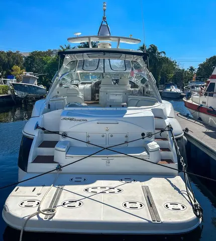 2011 Cruisers Yachts 560 Express, photo 1 in Miami, FL