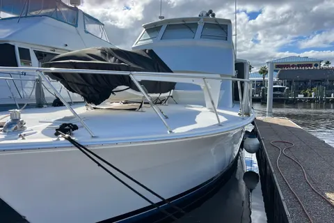 1999 Viking 60 CPMY, photo 1 in Daytona Beach, FL