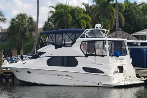 2005 Silverton 43 Motor Yacht, photo 1 in Cape Coral, FL