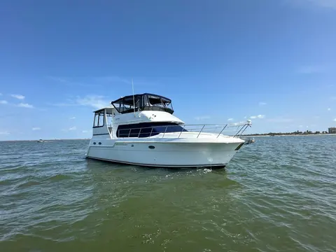 2000 Carver 406 Motor Yacht, photo 1 in Fort Myers, FL