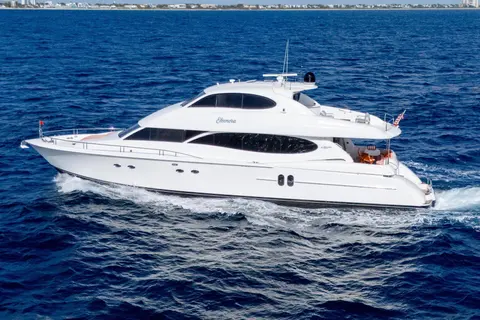 2004 Lazzara 80 SL, photo 1 in Lighthouse Point, FL