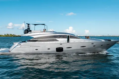 2012 Pershing 92, photo 1 in Miami, FL