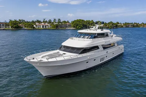 2012 Ocean Alexander 90 Skylounge Motoryacht, photo 1 in Boca Raton, FL