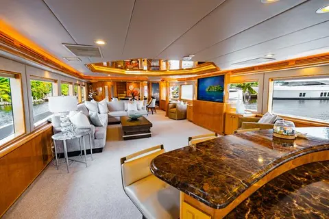 1995 Hatteras 130 Motor Yacht, photo 1 in Fort Lauderdale, FL