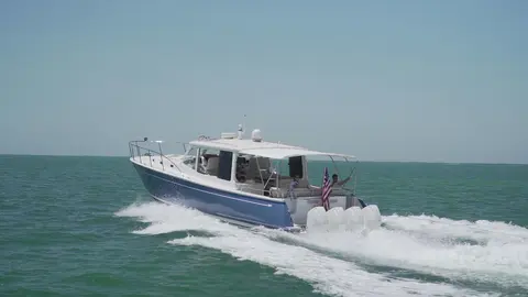 2021 MJM 53z, photo 1 in Miami, FL