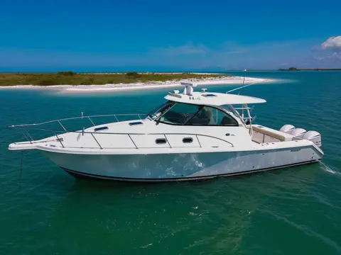 2019 Pursuit OS 385 Offshore, photo 1 in Marco Island, FL